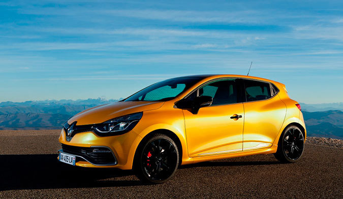 Фотографии Renault Clio R.S. 2012 Фотографии Renault Clio R.S. 2012