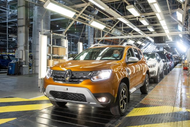 На заводе Renault в Москве стартовала сборка нового Duster