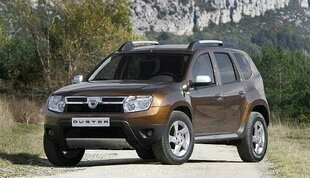 RENAULT В РОССИИ ПРЕДСТАВЛЯЕТ ВНЕДОРОЖНИК DUSTER С СИСТЕМОЙ ESP